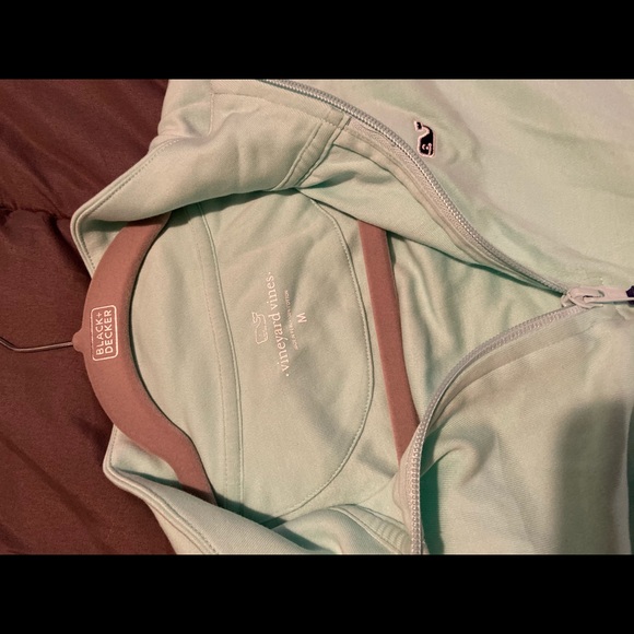 Women’s mint green vineyard vines pullover - Picture 4 of 5